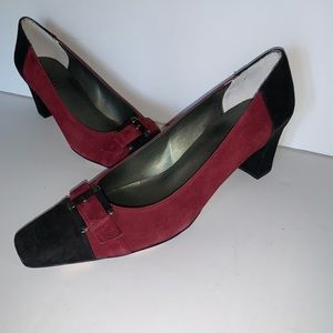 Vaneli Hetty Aubergin Suede Red/Black Heels